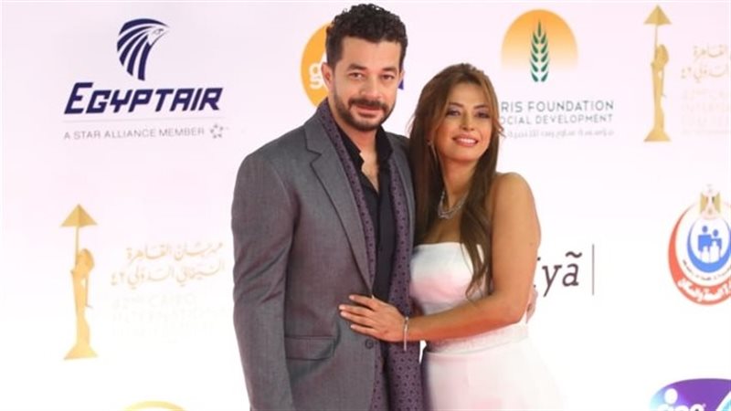 داليا مصطفى وشريف