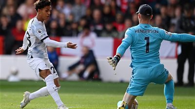 ليفربول يسقط أمام نوتنجهام فورست بهدف في البريميرليج