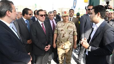  وزير البترول يفتتح محطتي غاز بمدينة نصر والتجمع الخامس