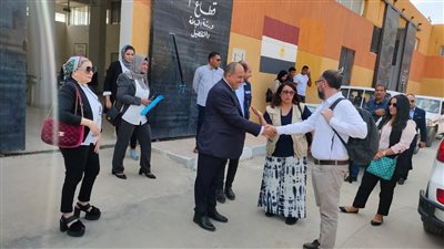 وفد من برنامج الأغذية العالمي يزور مركز التدريب المهني بالأقصر | صور