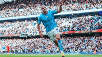 مانشستر سيتي يتقدم على برايتون 0/2 في الشوط الأول بالدوري الإنجليزي