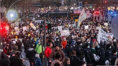 الألمان يتظاهرون طلبا للدعم الاجتماعي في ظل أزمة الطاقة 