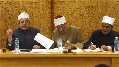 رئيس المعاهد الأزهرية يخصص السبت من كل أسبوع لمناقشة تقارير المتابعة الدورية للمناطق
