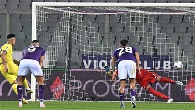 إنتر ميلان يفوز على فيورنتينا 4-3 في مباراة دراماتيكية