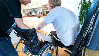 الداء المدمر.. “فيتو” ترصد معاناة مرضى “ALS”.. هيئة الدواء الأمريكية تعتمد علاج جديد للتصلب الجانبي الضموري.. والتكلفة 160 ألف دولار 