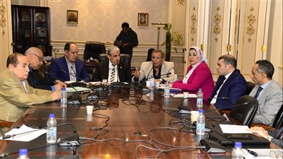 قوى عاملة البرلمان تناقش أزمة حرمان أصحاب المعاشات بشركة الغازات الصناعية 