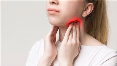 متى يجب استئصال اللوز للأطفال؟.. استشاري يوضح | فيديو 