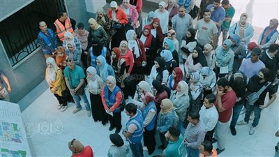 طلاب جامعة المنوفية فى زيارة لمشروعات حياة كريمة بقرية شما