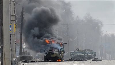 وزير الدفاع الروسي لنظيره البريطاني: موسكو قلقة من استخدام أوكرانيا قنابل قذرة 