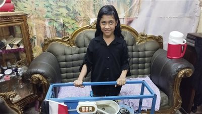 طالبة بالصف الأول الإعدادي تصمم جهازًا لتحلية مياه البحر بالبحيرة | فيديو وصور 