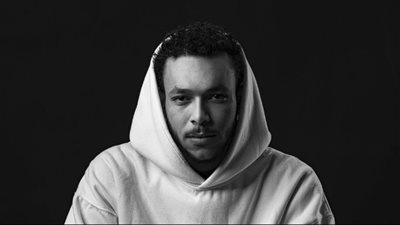 بعد موقف عامل النظافة.. ويجز يثير الجدل على 