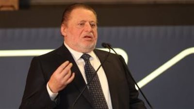 محافظ البنك المركزي يدعو مؤسسات التمويل لتجنب الإقراض مرتفع التكلفة.. ورئيس مجموعة بنك التنمية الأفريقي: القارة تتعرض للدمار بسبب التغير المناخي