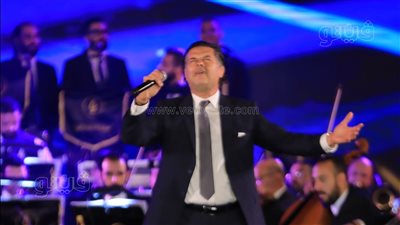 بسهرة رومانسية.. راغب علامة يتألق في الظهور الأول بمهرجان الموسيقى | صور