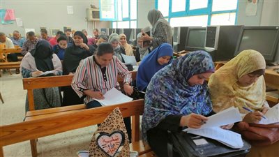 تدريب 100 مدرس خلال مبادرة صحتهم مستقبلهم بأسيوط 
