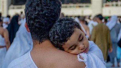 «لو عايز تاخذ ابنك معاك».. تعرف على أسعار برامج عمرة الأطفال