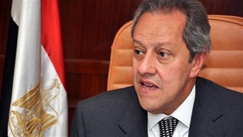منير فخري عبد النور،
