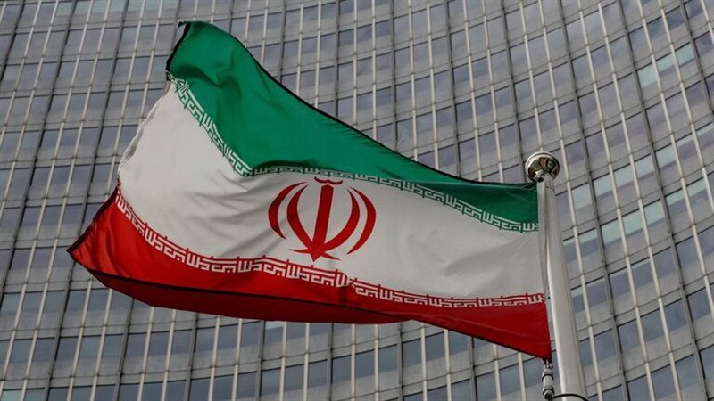 إيران