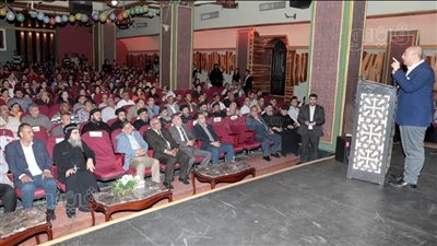 محافظ بني سويف وأسقف ببا يشهدان حفل تكريم 185 دارسًا بفصول محو الأمية 