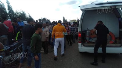 الصور الأولى لحادث انقلاب أتوبيس مدارس في ترعة بالدقهلية 