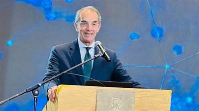 وزير الاتصالات: استثمرنا 50 مليار جنيه فى مشروعات التحول الرقمي 