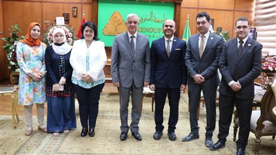 صيدلة المنوفية تفوز بتمويل مالي من وحدة إدارة المشروعات بالتعليم العالي