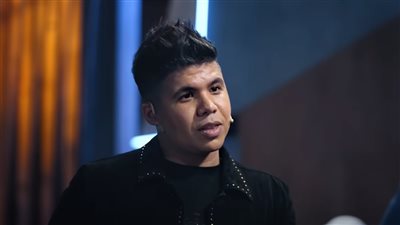 عمر كمال: عهد عليَّ مش هظهر مع راقصات تاني.. ومش مستعد للقاء ربنا | فيديو