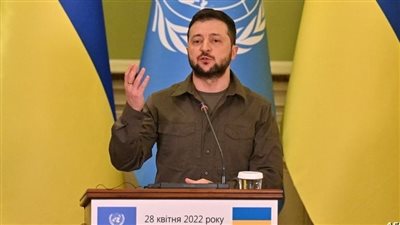 متحدثا بالروسية، كيف علق زيلنسكي على هدنة روسيا بأوكرانيا