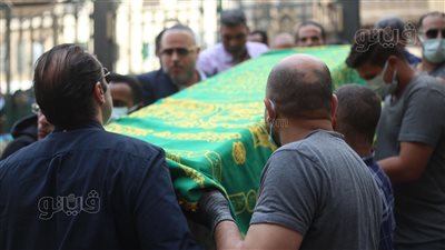 انتهاء صلاة الجنازة على المحامي فريد الديب | فيديو