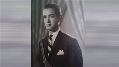 5 صور نادرة للمحامي الراحل فريد الديب 