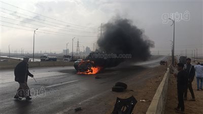التحقيق في اشتعال سيارة أعلى الأوسطي فوق طريق القاهرة السخنة