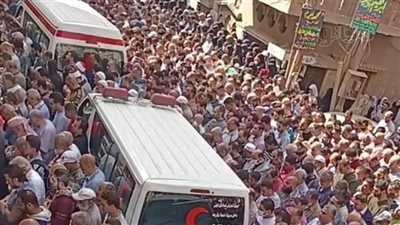 ليلة بكت فيها الغربية.. مصرع ١٠ من أسرة واحدة في حادث سير خلال عودتهم من مصيف جمصة | صور