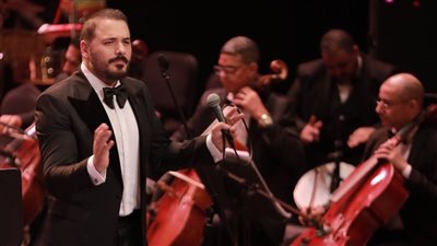 أخبار الفن اليوم | رامي عياش يتألق بمهرجان الموسيقى العربية.. وعزيز الشافعي يطرح 