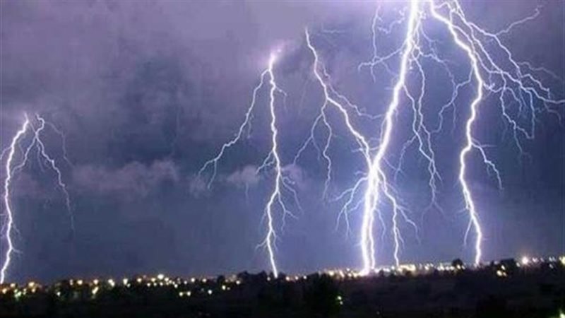 سبحان الذي يسبح الرعد