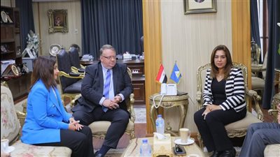 محافظ دمياط تستقبل ممثلي منظمة العمل الدولية