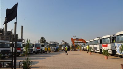 محافظ أسيوط يشهد اصطفاف معدات شركة المياه وإجراء بيان عملي لجاهزيتها لمجابهة الأمطار