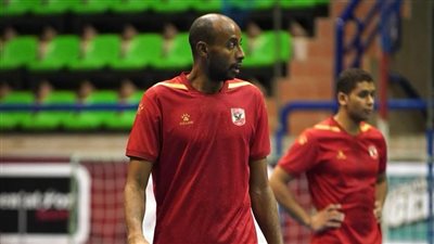 15 لاعبا في قائمة 