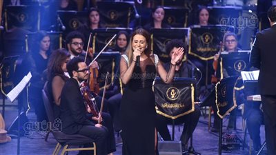 كارول سماحة تشعل حفل مهرجان الموسيقى بـ