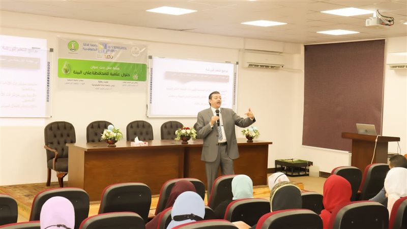 جانب من الورشة