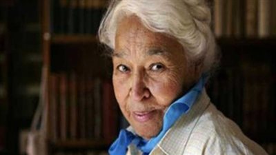 من بواب العمارة لخيانة زوجية.. كيف تغيرت شخصية نوال السعداوى من طبيبة بشرية لكاتبة مثيرة للجدل؟