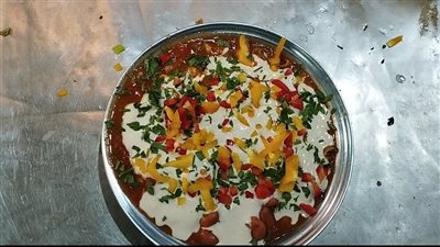 بالفحم واللبن.. كيف صنع أهالي دمنهور من الفول طبقًا مختلفًا | فيديو 