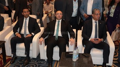 محافظا بني سويف والفيوم يشهدان الجلسة الافتتاحية لمؤتمر النباتات الطبية 