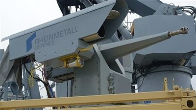 التجربة نجحت.. ألمانيا تختبر سلاح ليزر على متن فرقاطة لاستهداف طائرة مسيَرة