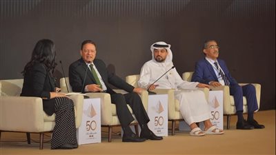 كرم جبر يشارك في جلسة 