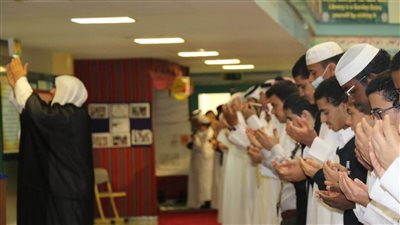  قبل أيام من انطلاق فعاليات كأس العالم.. القطريون يقيمون صلاة الاستسقاء| صور