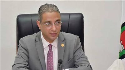 محافظ الفيوم يتابع إجراءات إعادة تشغيل مصنع الأعلاف