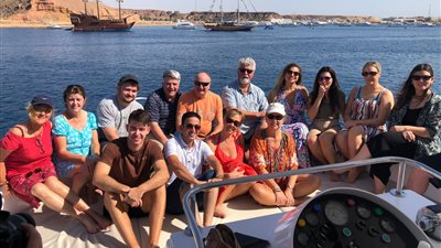 السياحة تستضيف وفدا من كبار الوكلاء والكُتاب السياحيين بالسوق الإيرلندي