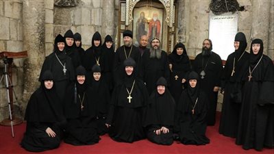 وفد رهباني روسي يزور دير الأنبا شنودة بسوهاج