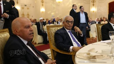 اقبض بدري وقسط.. التعليم تطلق مشروع سند المعلم | فيديو