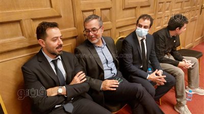 الطبيب المعالج للإعلامي شريف مدكور يحضر عزاء الدكتور رشاد برسوم | فيديو 