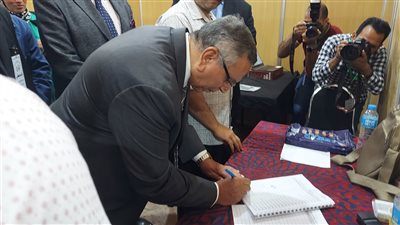 بالطبل والمزمار البلدي.. دعاية المرشحين بانتخابات عليا الوفد | فيديو 